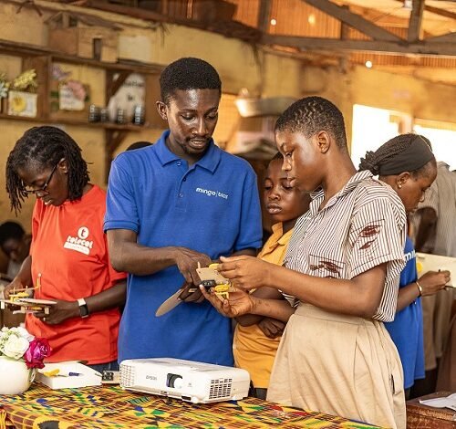 • The girls at the hands-on session