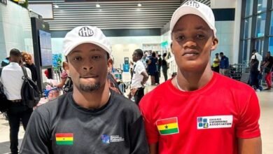 The two para swimmers