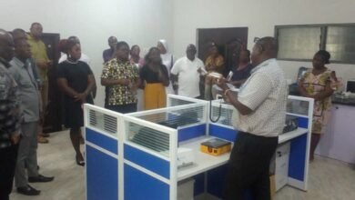 • Mr Israel Gbeckor-Kove educating participants on effective use of some equipment