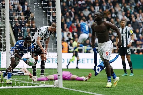 Brian Brobbey celebrating after scoring against Newcastle United last Sunday