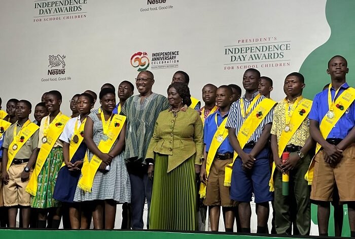 Vice President Professor Opoku-Agyemang (middle), Dr Apaak (in smock) with the awardees