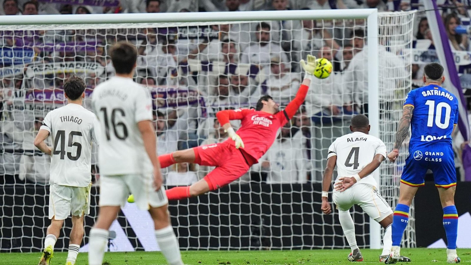 Getafe stun Real Madrid to shake up La Liga title race