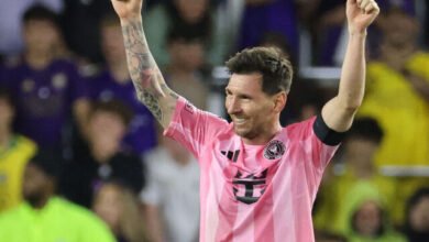 Messi celebrating his second goal