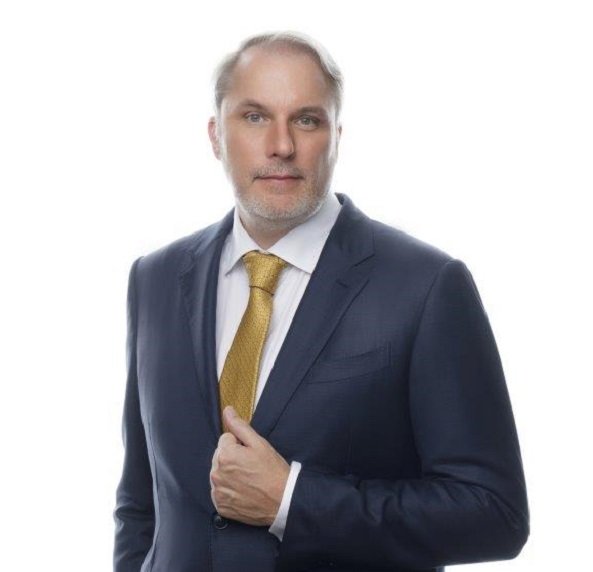 Mr Stephen Blewett, CEO of MTN Ghana
