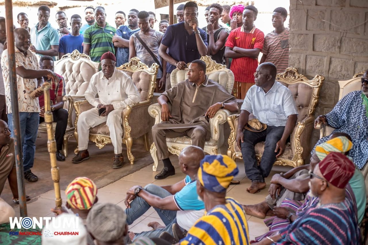 Wontumi pays courtesy call on Nayiri, seeks blessings and unity for party