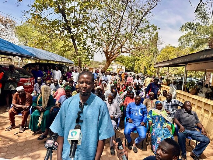 Mr Mahama addressing the press