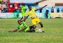 An action scene from the Bechem United versus Medeama match