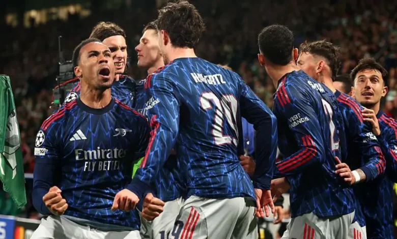 Arsenal players celebrating the only goal