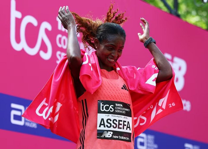 Ethiopia’s Assefa breaks own world record at London Marathon
