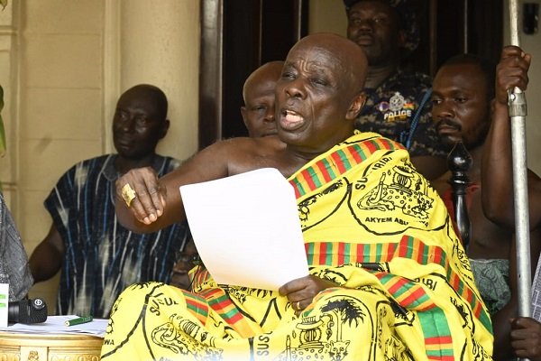 Osagyefo Amoatia Ofori Panin, Okyenhene