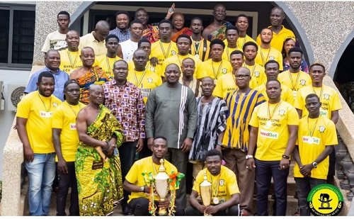 Players and officials of BA United with members of the Sunyani Traditional Council led by Odeefour Ogyeamansan Boahen Korkor II