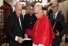 President Tebboune (left) and Pope Leo XIV