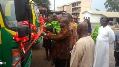 Mr Gunu commissioning the vans