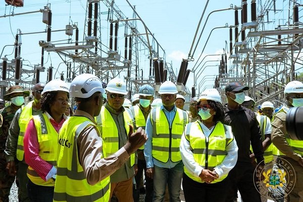 Prez Mahama visits Akosombo Dam after fire disrupts power supply