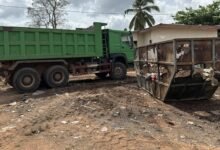A Zoomlion truck used for collecting the refuse