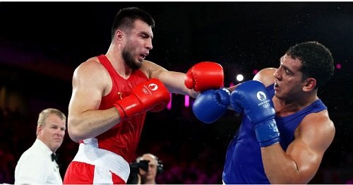 A boxing scene from the Paris 2024 games