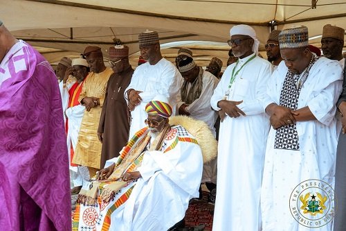 Chief Imam, Sheikh Osman Nuhu Shaributu (seated) leading the prayers at the Independence Square in Accra