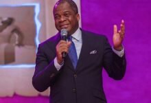 Rev. Wengam (inset) leading prayers during the session