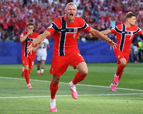 Erling Haaland took less than half an hour to score his first World Cup goal