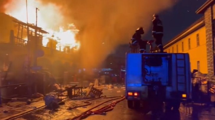 Fire sweeps Central Police Barracks----Personnel from the GNFS putting out the fire