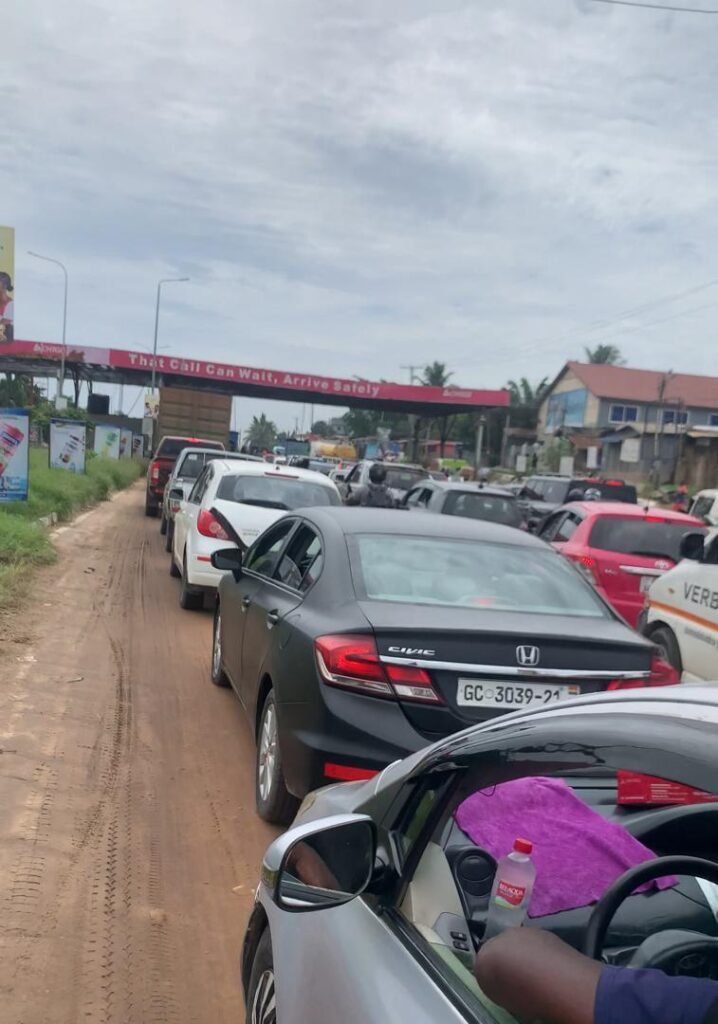 Drivers battle floods, potholes on Mallam-Kasoa road