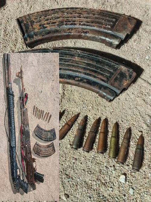 Police foil planned robbery, recover weapons