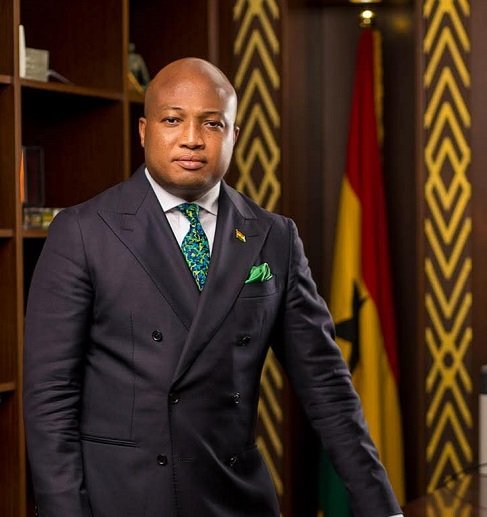Government repatriates 327 Ghanaians stranded by demolition exercise in Côte d’Ivoire