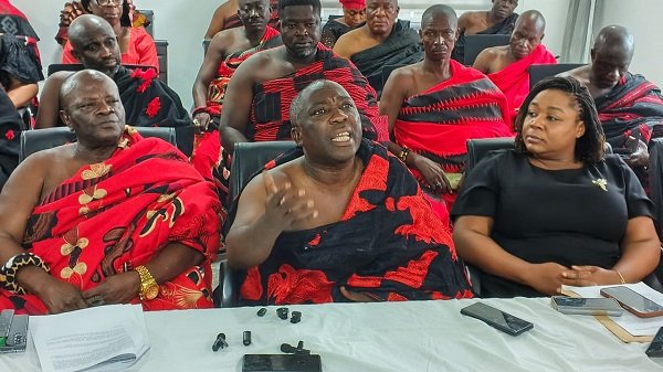 Apinto Divisional Council ------Nana Bediako flanked by Tufuhene, Nana Adu Panyin II (left) and Akua Owusu, also Apinto royal