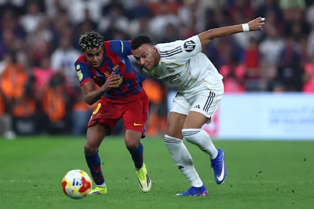 Flashback: Barca's Lamine Yamal in a battle for the ball with Kylian Mbappe