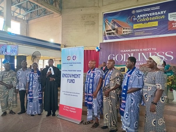Rev. Dagadu (fourth from left) and others launching the Endowment Fund