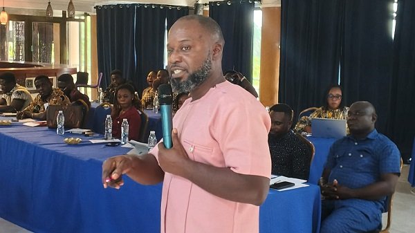 Mr Ampofo briefing participants at the dialogue
