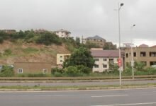 Houses build on hills at John Teye near Pokuase in Accra. Photo. Ebo Gorman