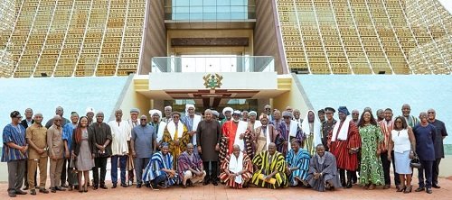President Mahama (middle) with Mr Julius Debrah (eighth from left) and the delegation at Jubilee House