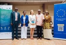 -Dr Afisah Zakariah (right) with other dignitaries after the workshop