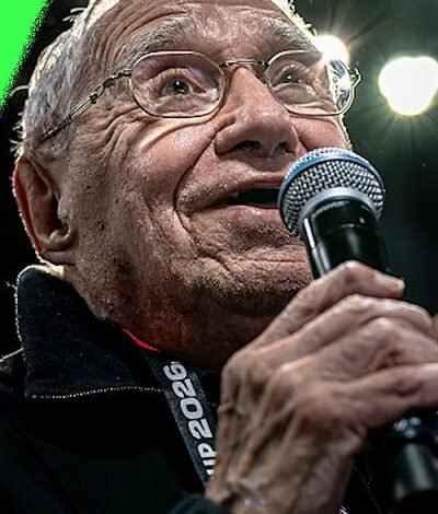 The 91-year-old Argentine journalist at his 18th World Cup