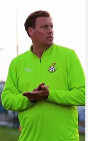 Coach Kim Lars Bjorkegren - Black Queens