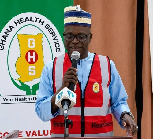 Mr Mburidiba (inset) addressing the gathering