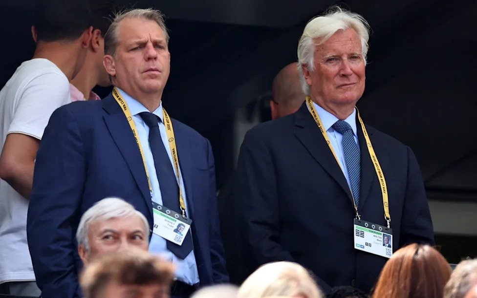 Todd Boehly, Chairman of Chelsea (L) and co-owner Mark Walter