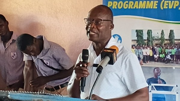 Mr Yawson (inset) addressing SHATEC students at the programme