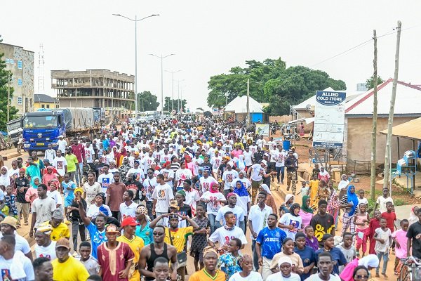 Participants during the walk