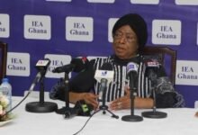 Justice Akuffo (middle),speaking at the press conference