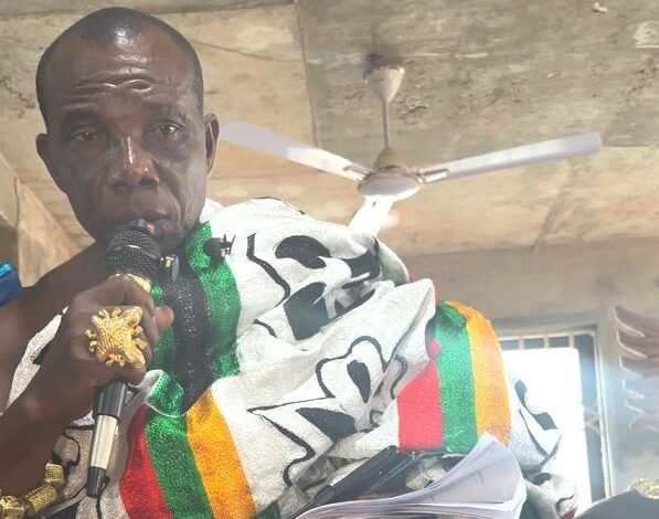 Nana Kumah addressing journalists at the news confab. Pic 2 Chiefs, linguists offer libation prayer at the Nsuaem Traditional Council