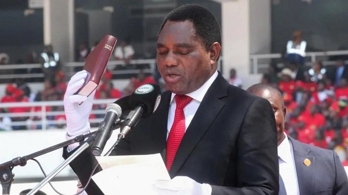 President Hakainde Hichilema taking the oath of office