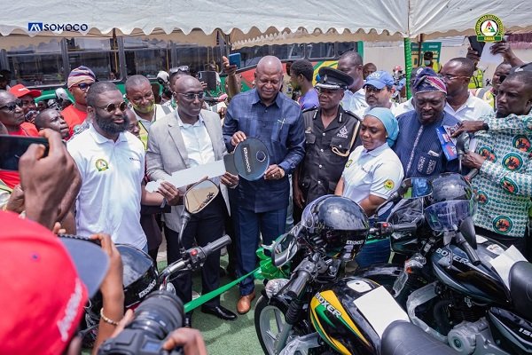 Abraham Amaliba (second from left) with Nii Ayi Hyde (first from left) and other dignitaries during the launch