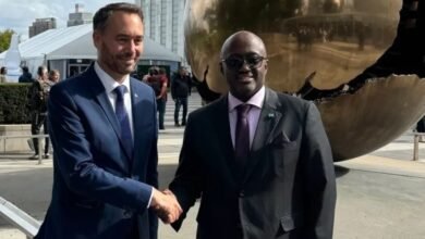 Rwandan Foreign Minister Olivier Nduhungirehe (right) meets with Belgian Foreign Minister Maxime Prevot at the UN in New York