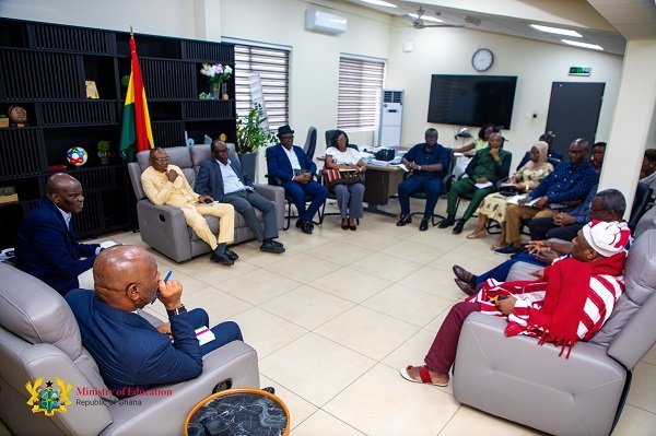 Mr Iddrisu (second from left) in a meeting with the teacher unions