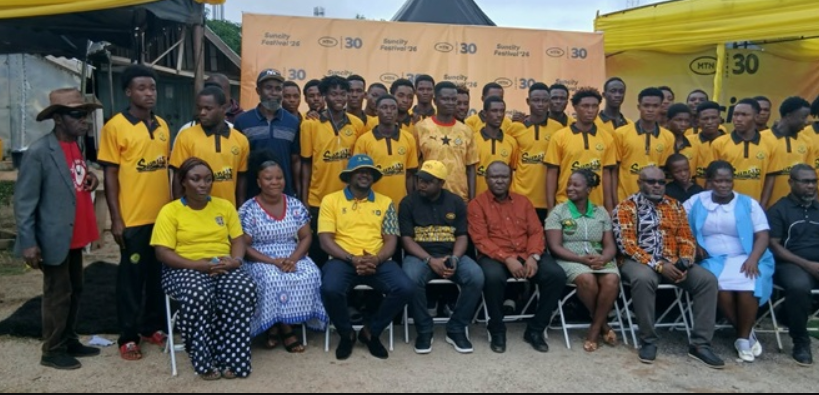 • Officials of MTN Ghana, Regional NSA, and some of the representatives of the participating teams