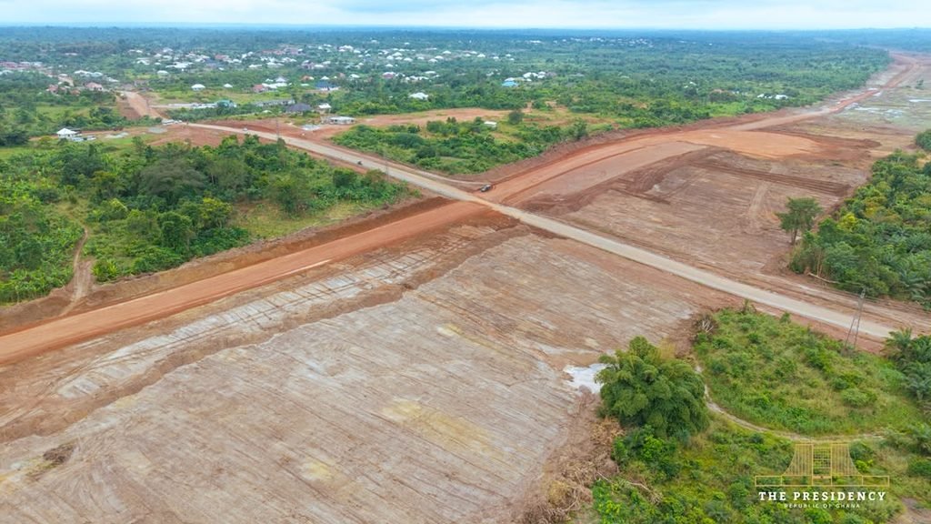 GAF hands over expressway right-of-way • No borrowing for $2bn project  – Pres Mahama assures