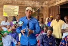 Mr Ayariga addressing traders at Tamale Aboabo Market during his tour
