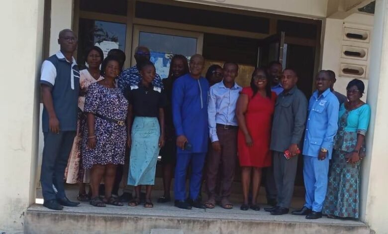 Dignitaries after the meeting.